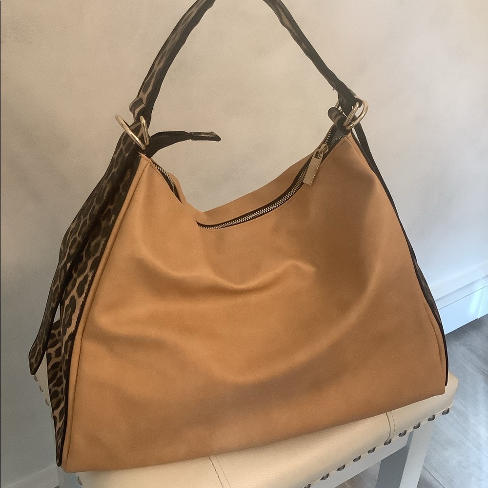 Shoulder bag